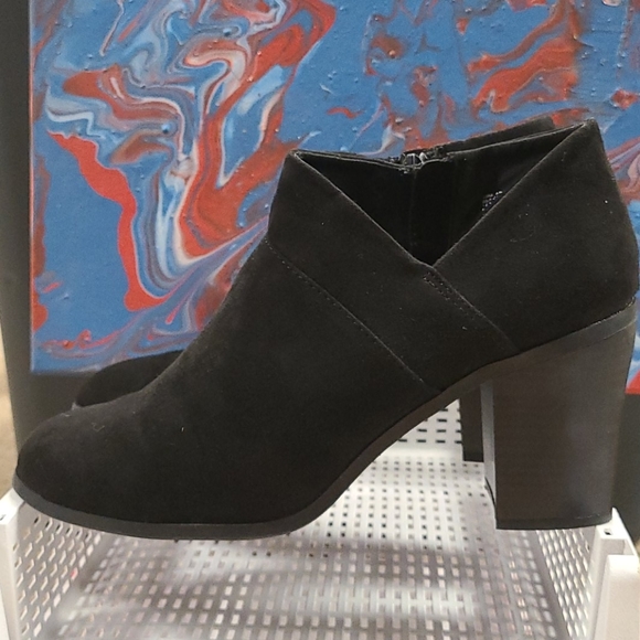 Booties - Picture 3 of 3